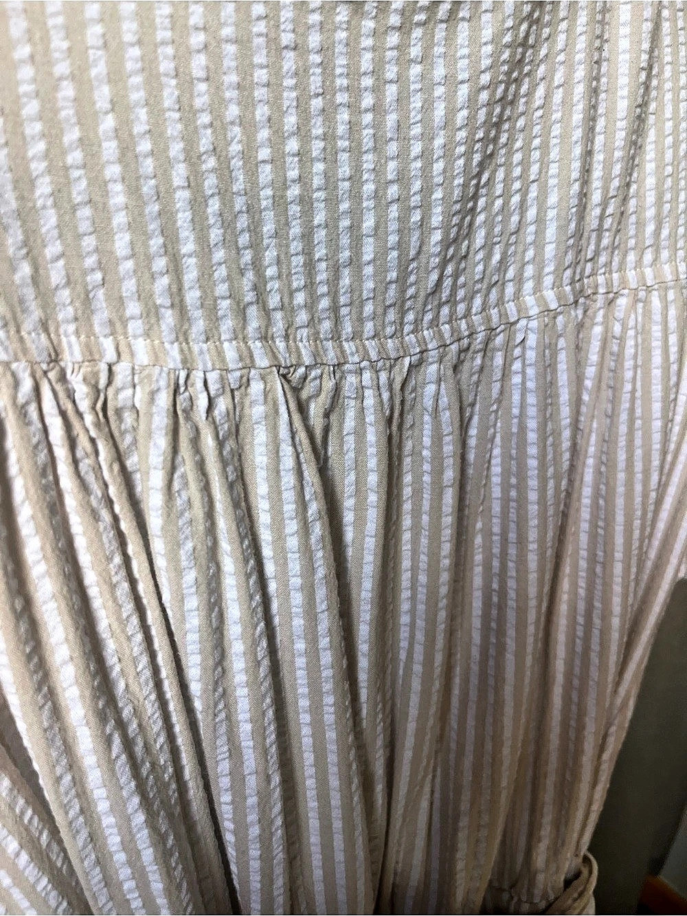 Lulus Striped Midi Dress in White & beige Size Large - Picture 5 of 6